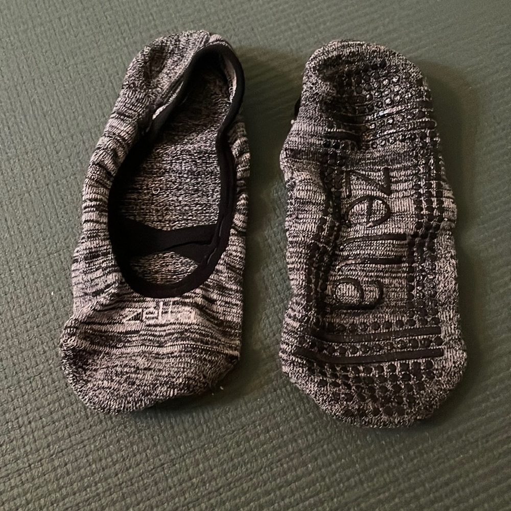 Zella Grip Socks